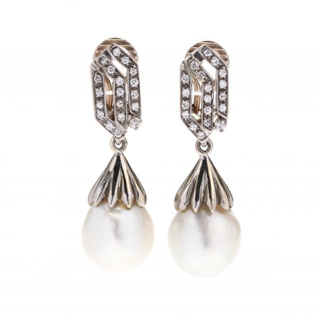 18kt-white-gold-pearl-and-diamond-earrings