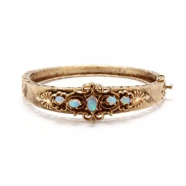 14kt-gold-and-opal-bracelet