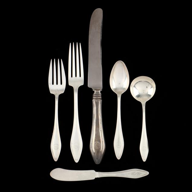 towle-i-mary-chilton-i-sterling-silver-flatware-service