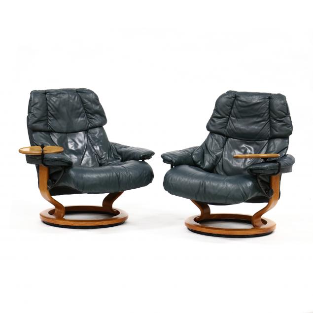 pair-of-ekornes-leather-stressless-lounge-chairs