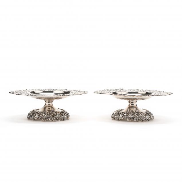a-pair-of-antique-american-sterling-silver-tazzas