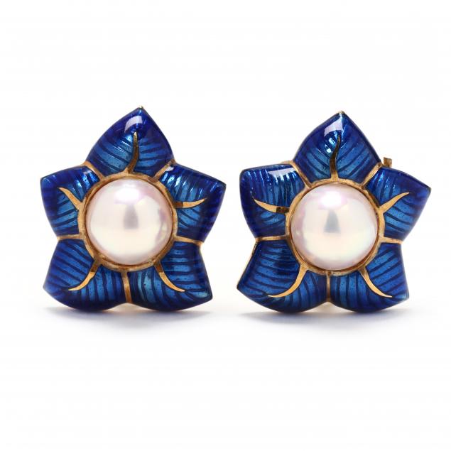 18kt-gold-mabe-pearl-and-enamel-earrings-susy-mor