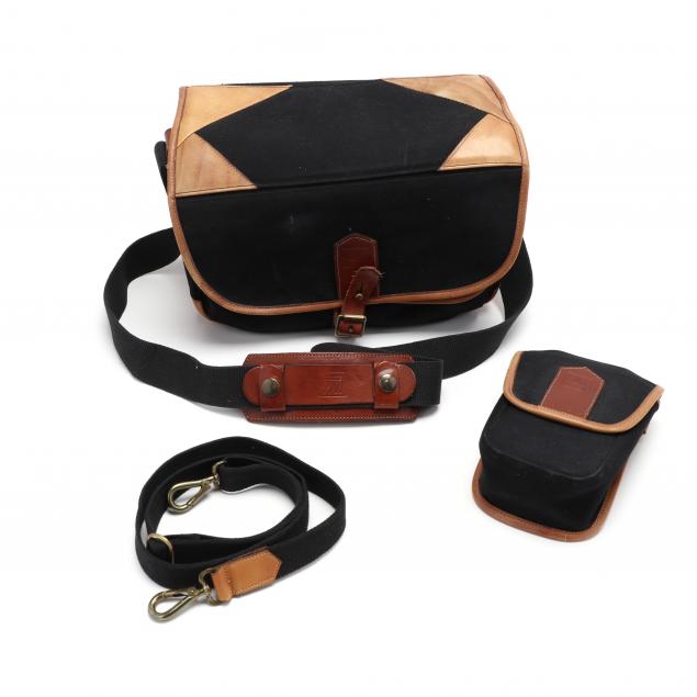 fogg-camera-bag-pouch-and-extra-strap