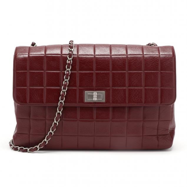 square-quilted-leather-jumbo-flap-bag-chanel