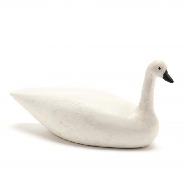 early-nc-swan-miniature-decoy