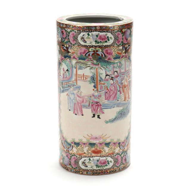 decorative-chinese-famille-rose-porcelain-umbrella-stand