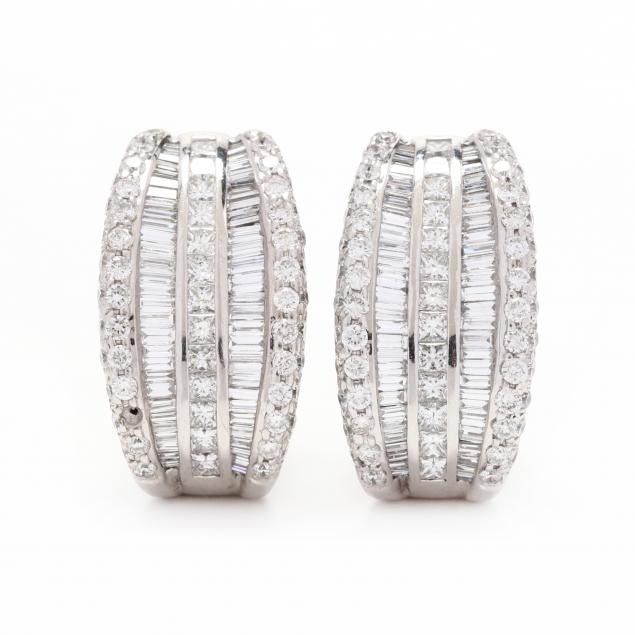 18kt-white-gold-and-diamond-earrings