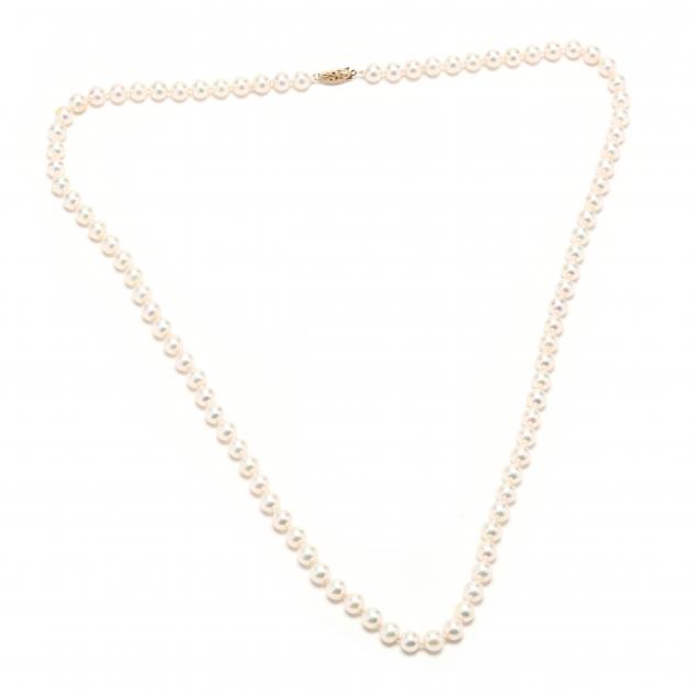 single-strand-pearl-necklace