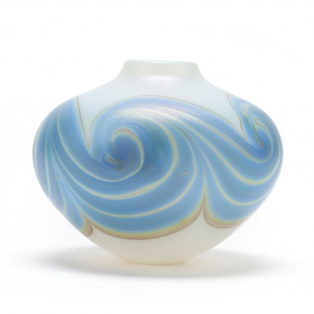 mark-peiser-american-born-1938-vintage-opalescent-swirl-glass-cabinet-vase