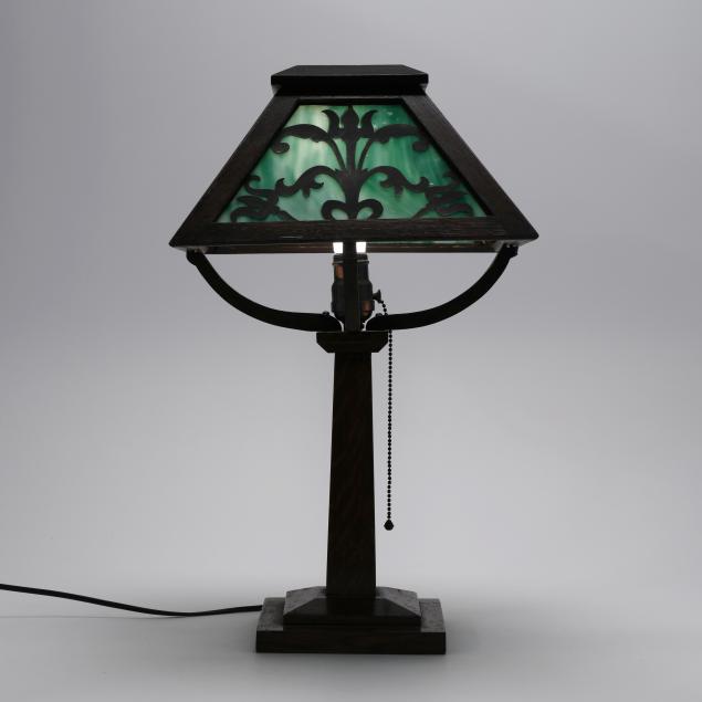 arts-and-crafts-oak-and-slag-glass-table-lamp