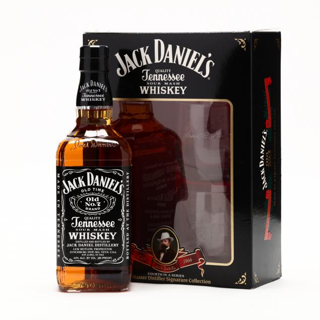 jack-daniels-bottle-glasses-gift-set