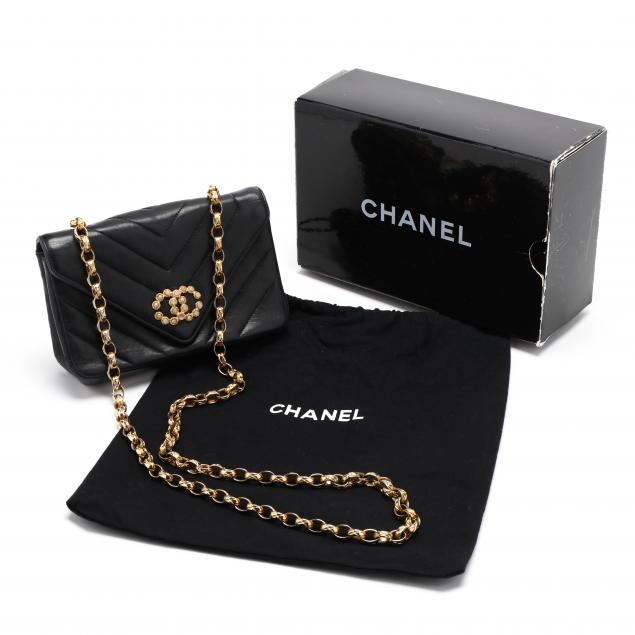 Sold at Auction: Chanel Matelasse Pearl Motif Small Shoulder Bag