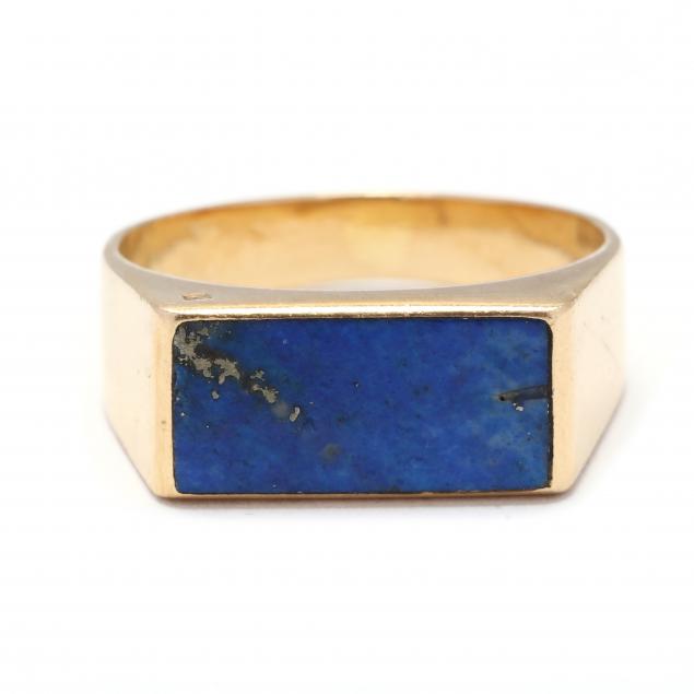 gold-and-lapis-ring-egypt