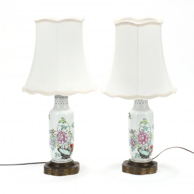 a-pair-of-chinese-republic-style-vase-table-lamps