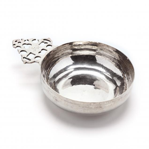 a-large-victorian-britannia-standard-silver-porringer