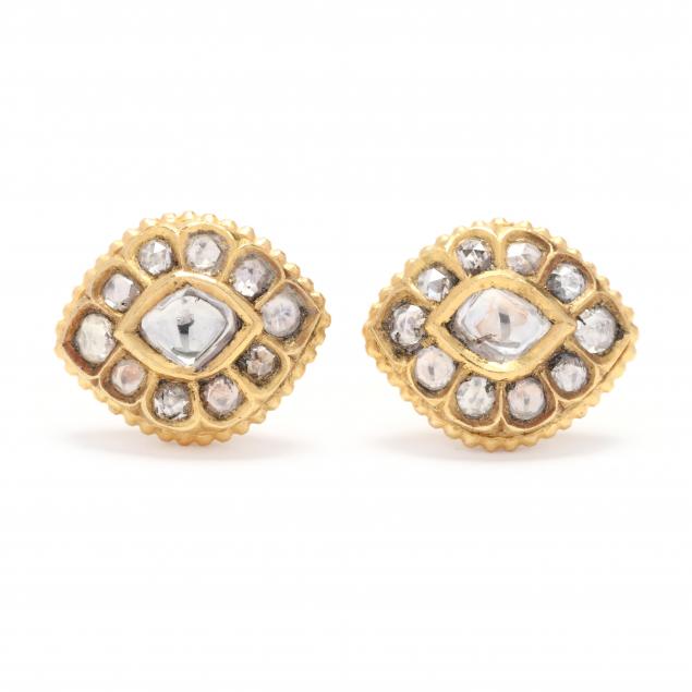 gold-and-diamond-earrings