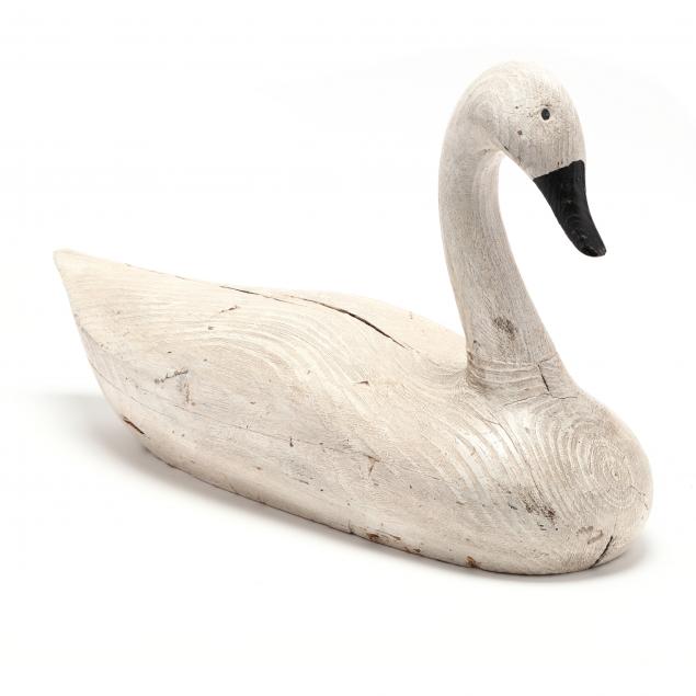 carved-and-painted-swan-decoy