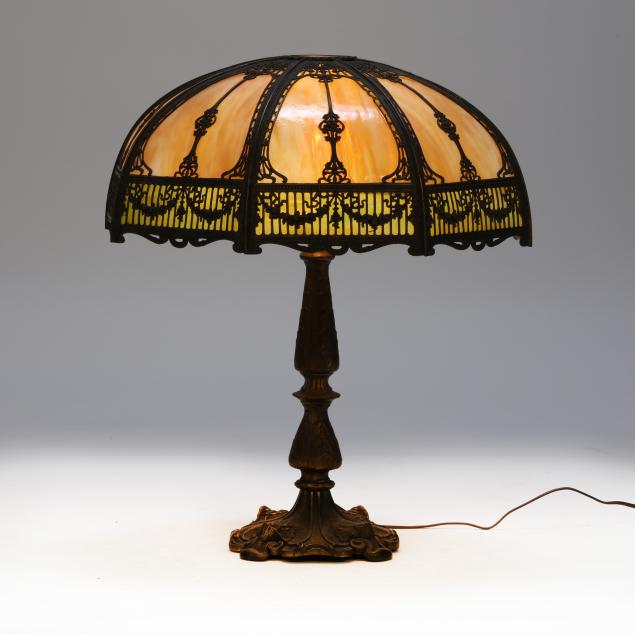 vintage-slag-glass-table-lamp