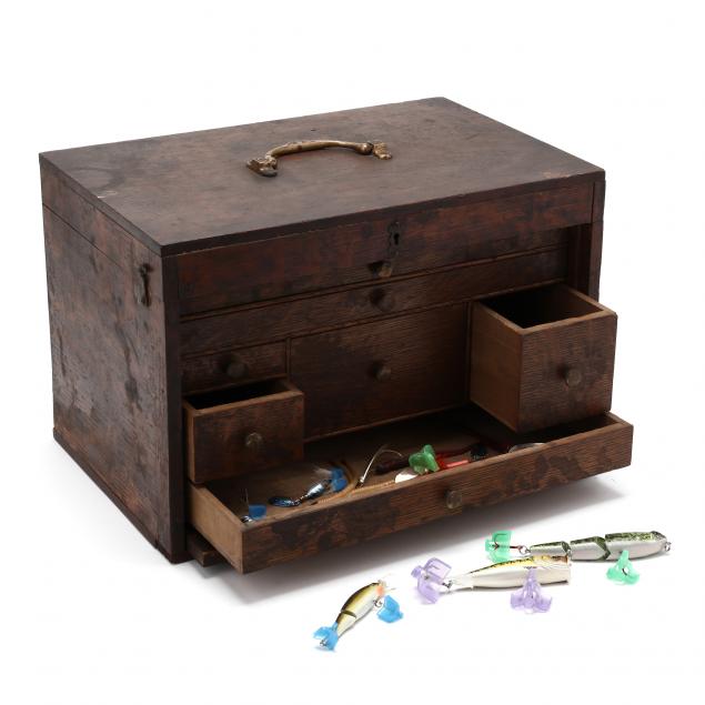 antique-oak-tackle-box