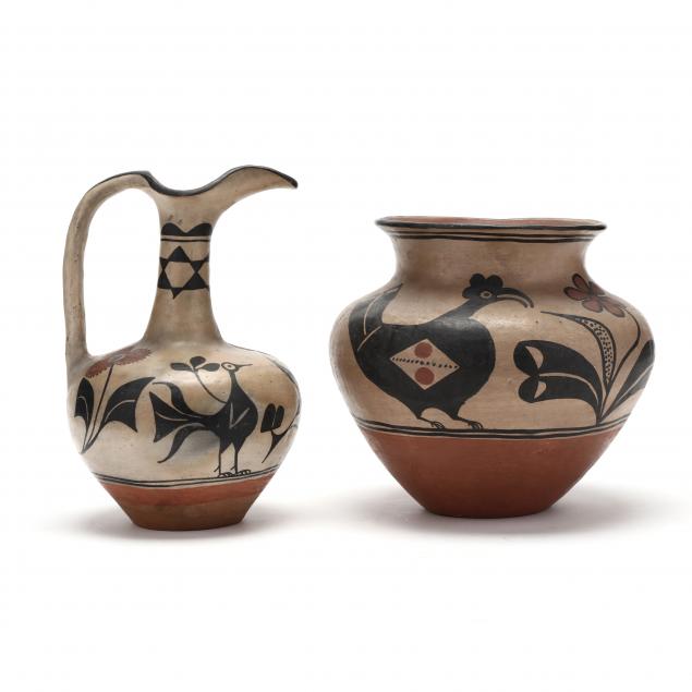two-early-20th-century-pieces-of-santo-domingo-pueblo-pottery