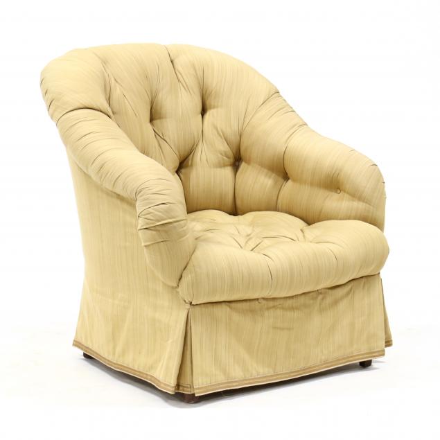 designer-upholstered-club-chair