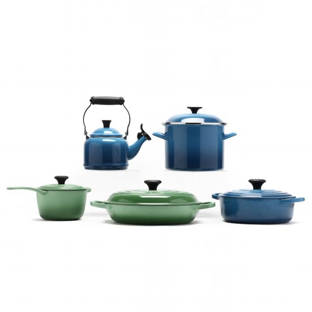 five-pieces-of-i-le-creuset-i-cookware