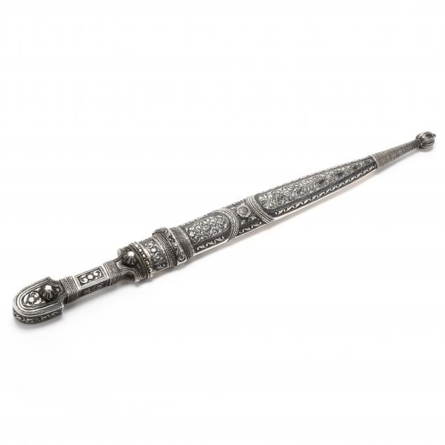 antique-caucasian-repousse-silver-kinjal-dagger