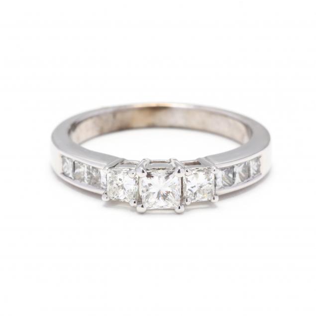 14kt-white-gold-and-princess-cut-diamond-ring