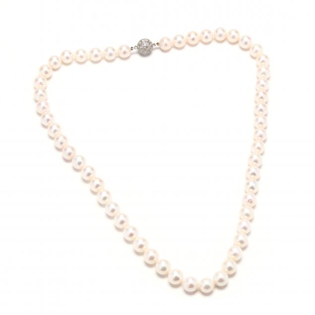 single-strand-pearl-necklace