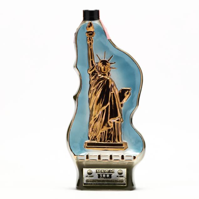 jim-beam-kentucky-straight-bourbon-whiskey-in-statue-of-liberty-decanter
