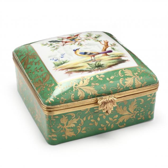 limoges-dresser-box