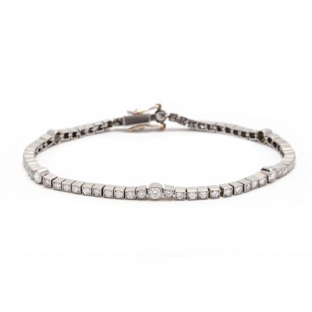 platinum-and-diamond-bracelet