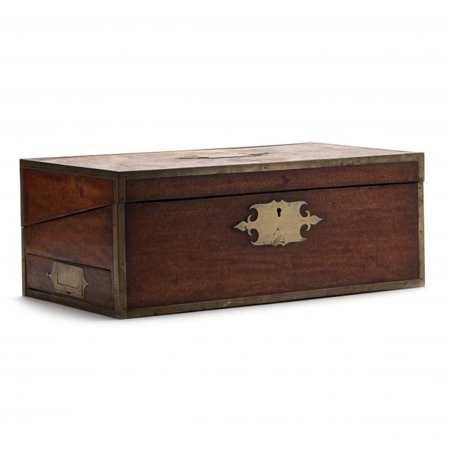 antique-english-campaign-style-lap-desk