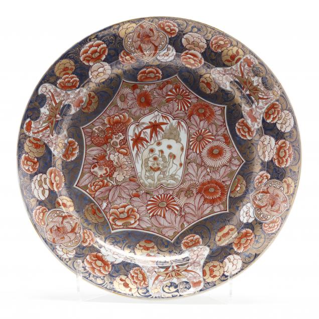 large-antique-painted-porcelain-imari-charger