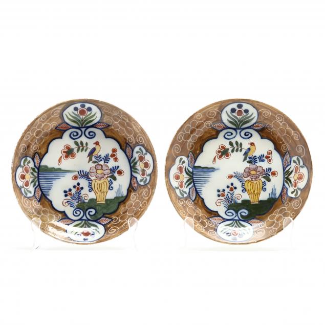 a-pair-of-dutch-delft-polychrome-plates-i-de-porseleine-fles-i