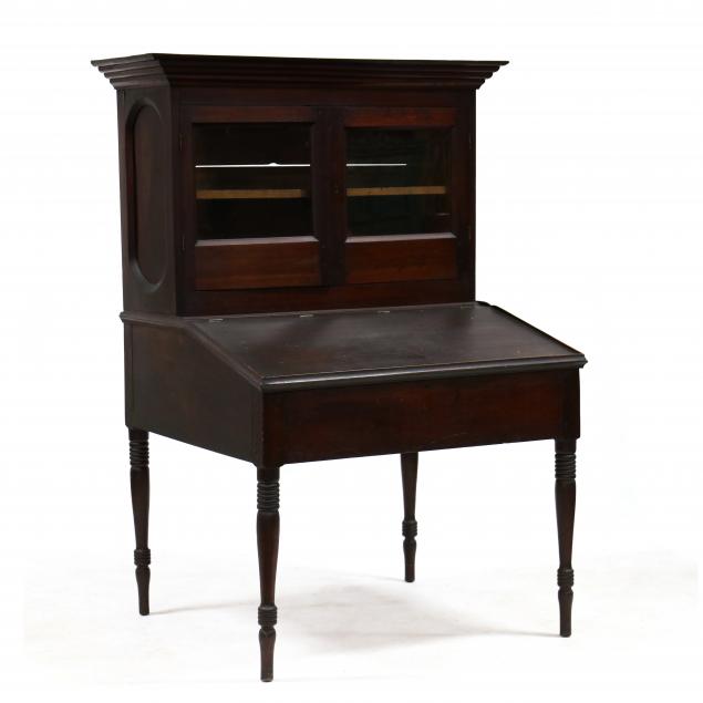 southern-walnut-plantation-desk