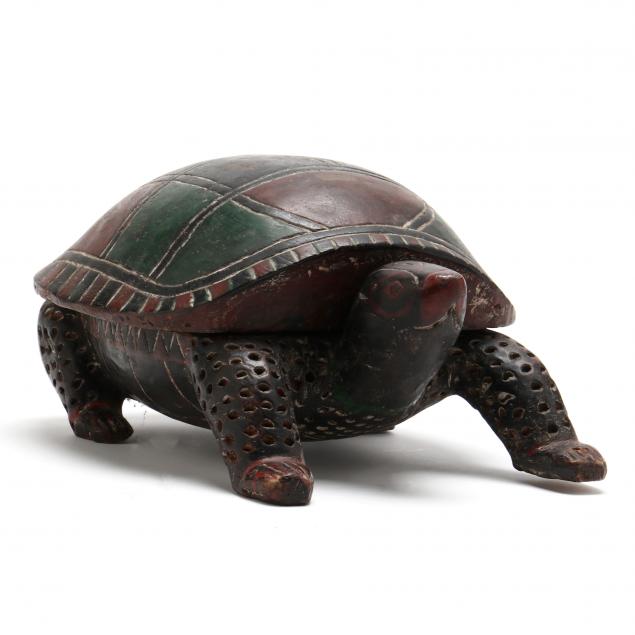 tribal-carved-turtle-box