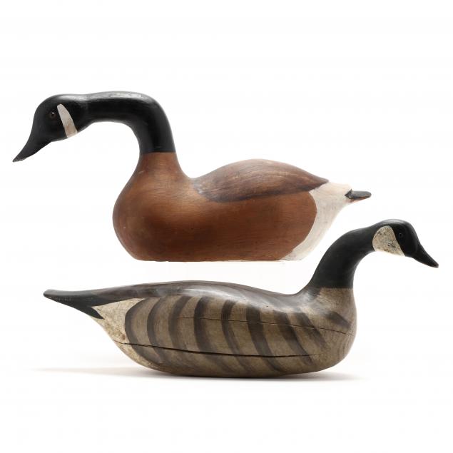 two-canada-geese-decoys