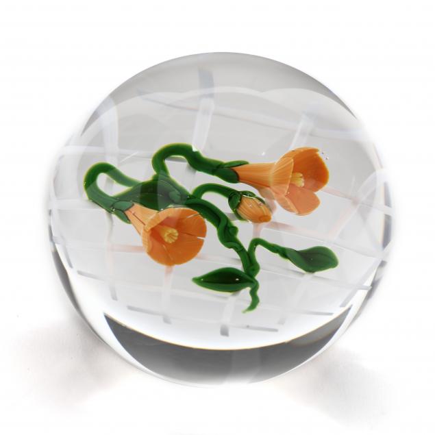 victor-trabucco-flower-and-lattice-glass-paperweight
