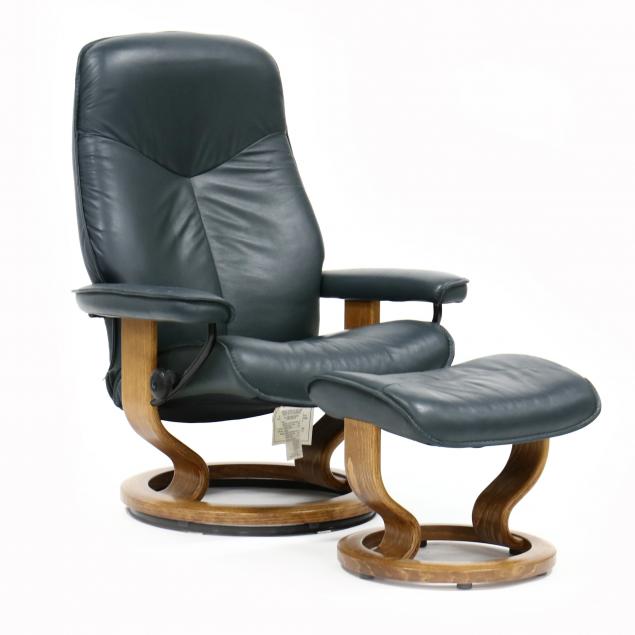 ekornes-green-leather-stressless-lounge-chair-and-ottoman