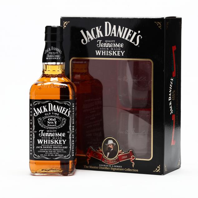 jack-daniels-whiskey-bottle-glasses-gift-set