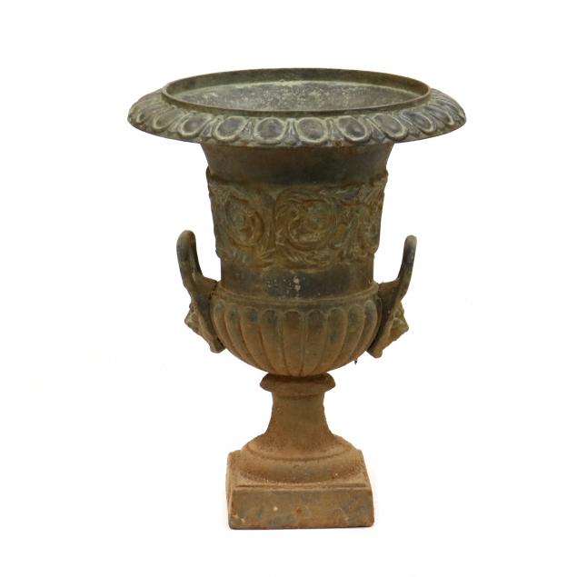 classical-style-cast-iron-double-handled-garden-urn