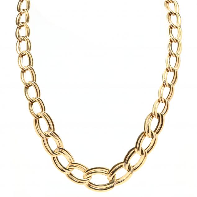 gold-link-chain-necklace