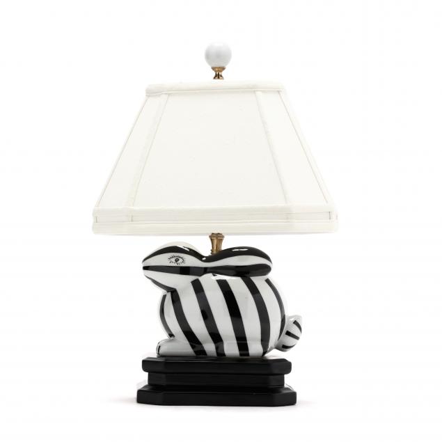 contemporary-ceramic-rabbit-table-lamp