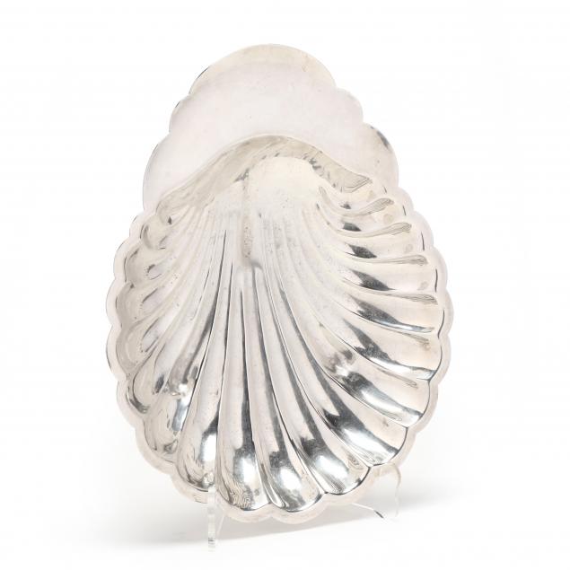 cellini-craft-ltd-handwrought-sterling-silver-footed-shell-dish