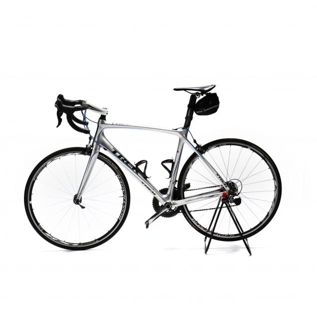 trek-oclv-carbon-road-bike