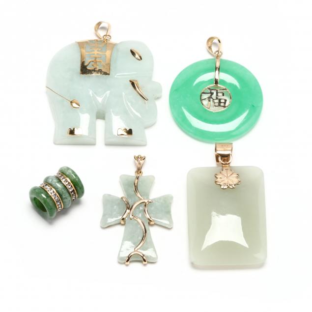 group-of-jade-and-serpentine-pendants