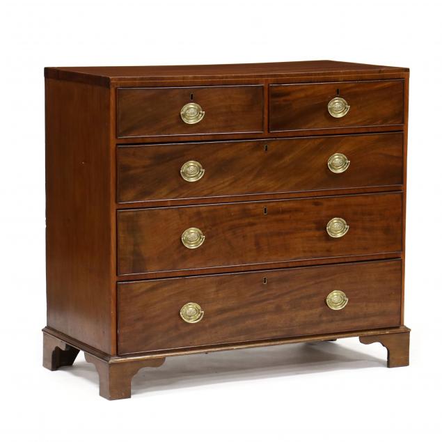 george-iii-mahogany-chest-of-drawers