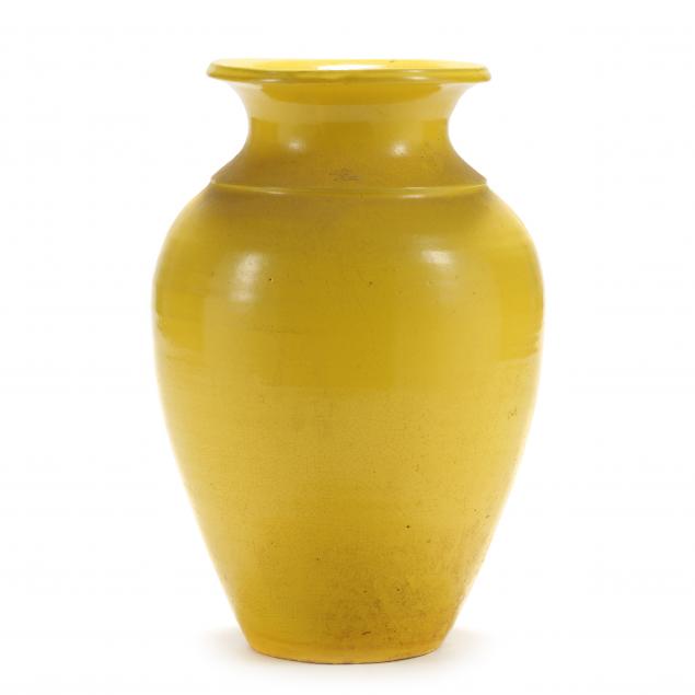large-porch-vase-attributed-waymon-cole-j-b-cole-pottery-nc