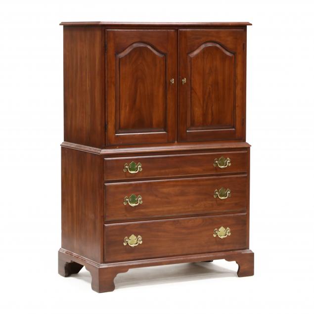 henkel-harris-chippendale-style-diminutive-cherry-chifferobe